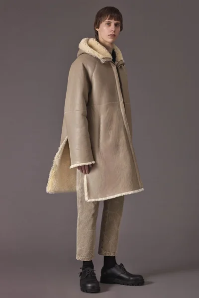 Look 17